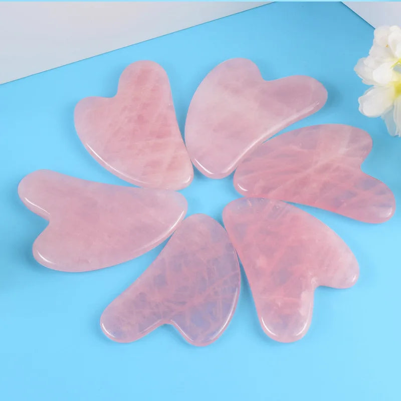 Gua Sha de Cuarzo Rosa – Ritual de Drenaje Facial | Faelabloom