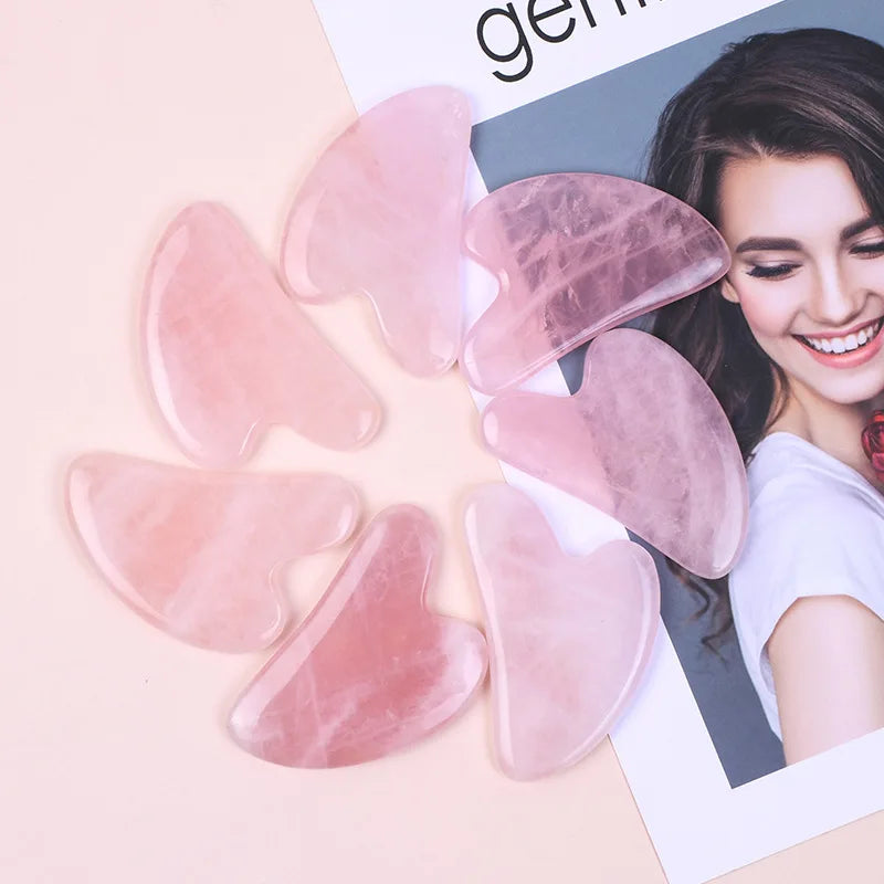 Gua Sha de Cuarzo Rosa – Ritual de Drenaje Facial | Faelabloom